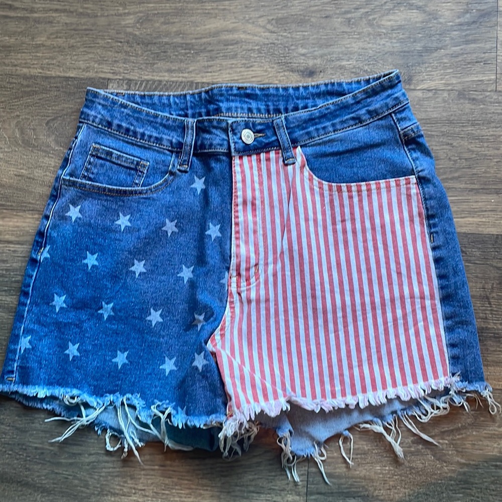 Shein- American Flag- Frayed Blue Jean Shorts- Size 0XL